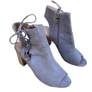VanEli  Light Gray Lace-Up Heeled Rorry Peeptoe Block Heel Suede Booties- 7.5